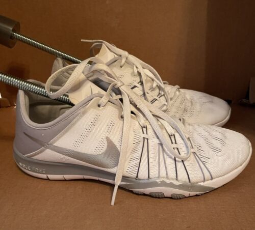Primary image for Nike Womens Free TR 6 833413-100 White Gray Running Shoes Sneakers Size 8