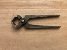 Vintage 6" End Nip Pincers Farrier Tool "BEZA" (?) - $12.50