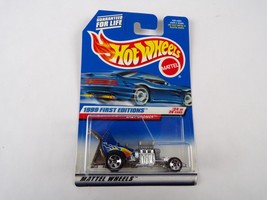 Van / Sports Car / Hot Wheels 1999 First Editions Baby Boomer #H6 - £8.64 GBP