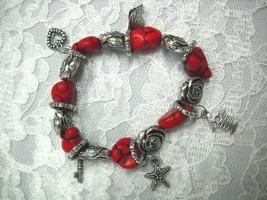 RICH RED HOWLITE NUGGETS &amp; ROSE w HEART FISH KEY LEAF CHARMS STRETCH BRA... - $91.86 MXN