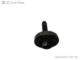 Crankshaft Pulley Bolt For 88-96 Chevrolet K1500  5.7 - $366.18 MXN