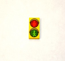 MZ Traffic Control Light Device Signal Piece For Action Minifigures - $2.05