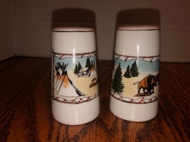 Vintage Porcelain Salt &amp; Peppers Shakers-Teepees &amp; Buffalo Scene 3&quot; Tall - $185.80 MXN