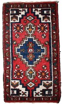 Handmade vintage Oriental rug 2.4&#39; x 4.6&#39; (75cm x 141cm) 1970s - 1C803 - $10,063.89 MXN
