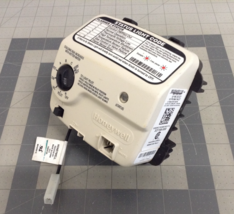 Honeywell Water Heater Gas Valve WV8840B1109 - $59.35