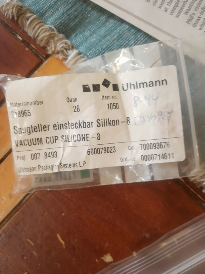 NEW Lot of 20  Uhlmann Vacuum Cup Silicone # 1050 8  / 918965 / 9771090n... - $45.59