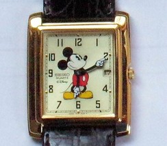 Disney Retired New Calendar Square Men&#39;s Mickey Mouse Watch! Mickey Poin... - £550.76 GBP