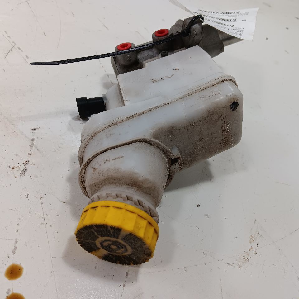 Brake Master Cylinder Fits 19-23 Jeep Renegade - $65.79