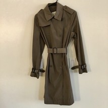Banana Republic nylon trench coat Color Taupe - Large- Gently worn. - £62.14 GBP