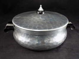 Vintage Atomic Age Bakelite &amp; Hammered Aluminum Casserole Serving Dish 9 X 3.75 - £26.10 GBP