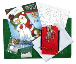 Design Works Crafts Felt Stocking Kit, Top Hat Friends - £19.91 GBP