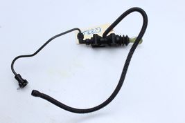 02-06 MINI COOPER S CLUTCH MASTER CYLINDER Q8891 image 3