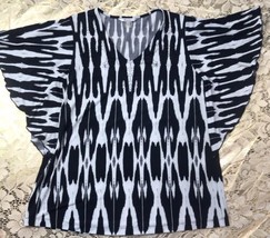 Tanjay Zebra Top Polyester Sz M Black White Ruffle Sleeve Blouse - $13.77