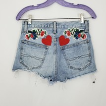 Lucky Brand Embroidered Jean Shorts Size 0/25 Floral and Hearts 100% Cotton - £9.70 GBP