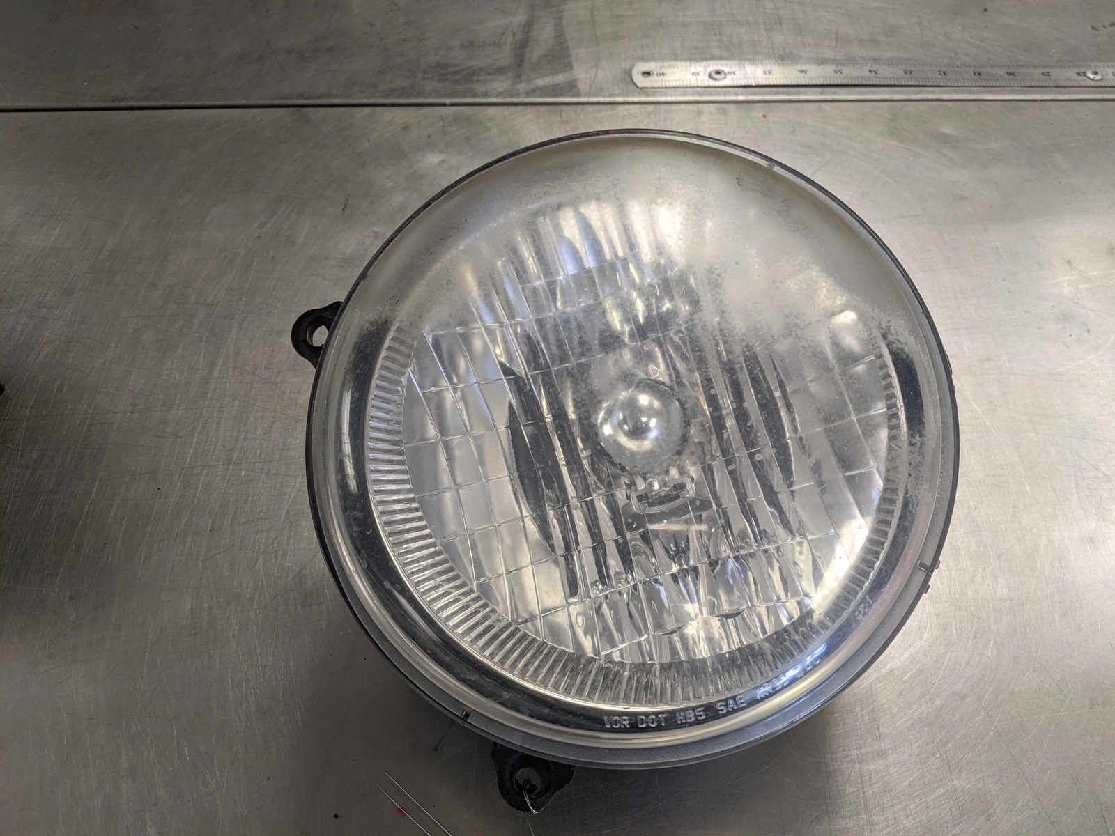 Primary image for Driver Left Headlight Assembly From 2004 Jeep Liberty  3.7 55155808AB