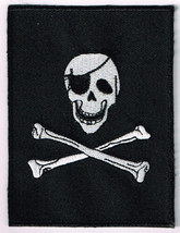 Jolly Roger Pirate Flag Patch Skull &amp; Crossed Swords - £4.78 GBP