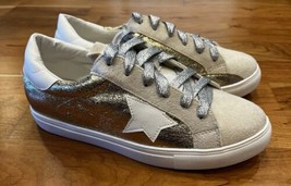 Nature Breeze NIB women’s Size 7 Gold Star Metallic Lace Up Sneakers Sf - £15.43 GBP