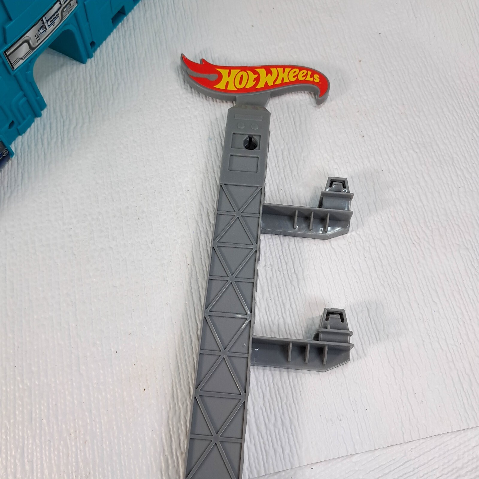 Hot Wheels Motorized Mega Garage Playset teal ramp sign car track PARTS Vintage Item image 12
