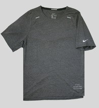 Nike Rise 365 Run Division. Men&#39;s Running T-Shirt. Black-Iron-Grey-Reflective-Si - £43.38 GBP