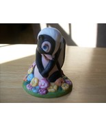 Disney Miniature Flower Ceramic Figurine - $260.84 MXN