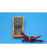 Fluke 179 True RMS Digital Multimeter - €128,85 EUR Fluke 179 True RMS Digital Multimeter - €128,85 EUR