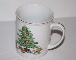 Christmas Tree Toys Holiday Cup Coffee Mug Shibata Gold Rim Porcelain Ja... - $6.60