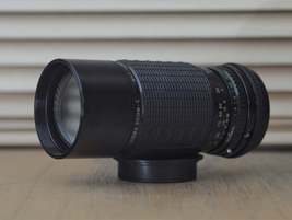 Sigma M42 100-200mm f4.5 Zoom lens with built in lens hood and dedicated case. - £63.94 GBP