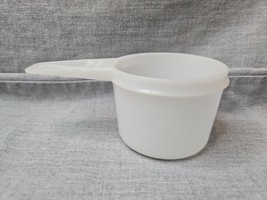 Vintage Tupperware Nesting Measuring Cup Replacement 3/4 Cup White 762 - $4.99