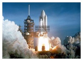 SPACE SHUTTLE COLUMBIA (STS-1) FIRST LAUNCH APRIL 1981 5X7 NASA PHOTO - £6.63 GBP