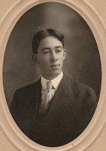 Cabinet Photo of Good Looking Young Man in Suit Early 1900s - 6.5 x 9.75 in. - £10.46 GBP
