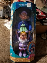 Mattel Snow White Seven Dwarfs Dopey Sneezy Stackable Dolls NRFB - $12.86
