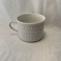 Totally Today White Embossed Border Fans Dots Coffee Cups - $11.99