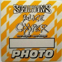 Alice Cooper Scorpions Backstage Pass Original 1996 Hard Rock Music Yellow - £12.80 GBP