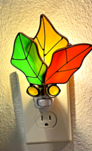 Stained Leaded Glass Harvest Night Light Leaves And Berries Mid Century ... - $14.55