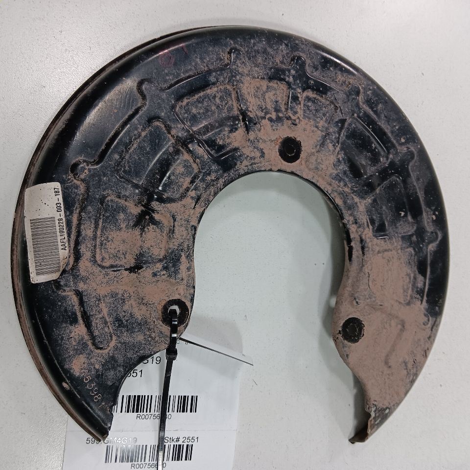 Buick Encore Left Rear Dust Shield 2019 2018 2017 - $32.94