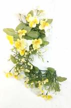 10 Inch Candle Climber (Yellow Daisy) - $12.50