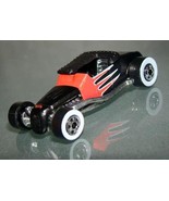 Hot Wheels - TRACK T (Loose) - $16.41 CAD