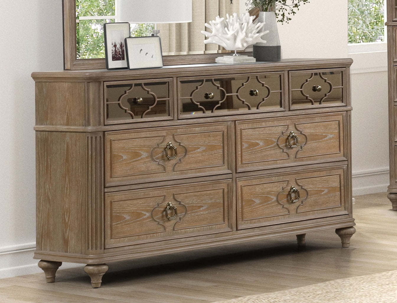 Rustic Oak Dresser: Contemporary 1-Pc Bedroom Furniture with Mirror Item image 3