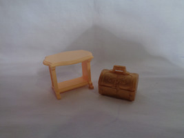 Playmobil Princess Castle Replacement Tan Accent Table &amp; Small Chest - £1.21 GBP