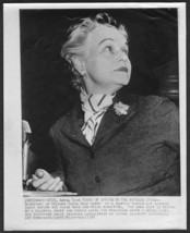 Secretary of Welfare Oveta Culp Hobby Testifies to Congress AP Photo (1954) - £13.35 GBP