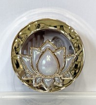 Bath and Body Works Gold White Lotus Iridescent Pearl Car Vent Visor Cli... - $14.85