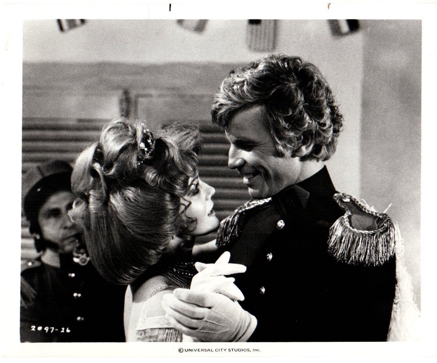 *THE LAST REMAKE OF BEAU GESTE (1977) Michael York &amp; Ann-Margaret Dancing - $35.00