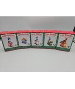 Hallmark Merry Miniatures Disney Mickey &amp; Co. MICKEY EXPRESS TRAIN SET 1... - $783.04 MXN