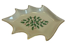 Lenox Holiday Holly Leaf Shaped Figural Porcelain Dish with Gold Trim - £11.54 GBP