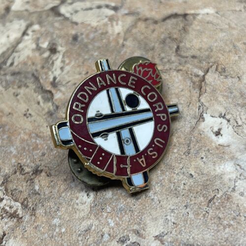 Lot of Military Pins Ordnance Corps Rifle Oak Leaf JD - $19.80