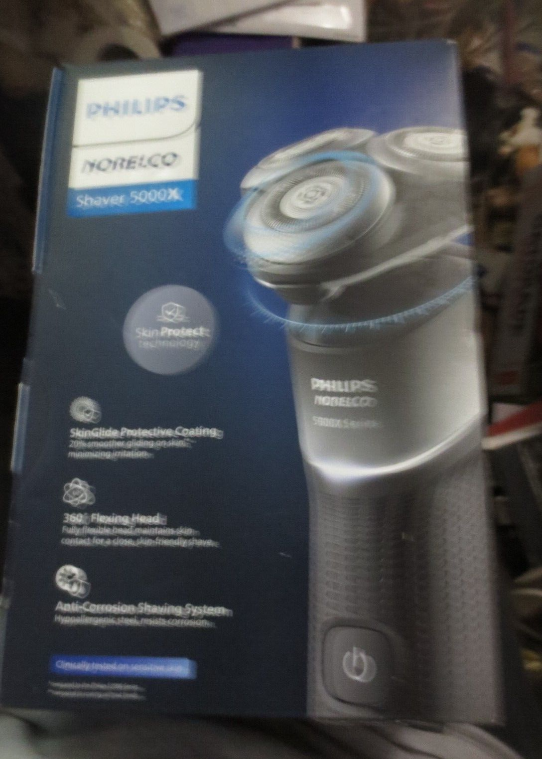 Philips Norelco 5000X Rechargeable Wet & Dry Shaver X5004/84 open box - $37.04