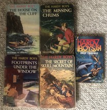 5 Hardy Boys books: 4 vintage hardcover: Volumes 2, 4, 12, 27 + Casefiles PB - £4.58 GBP