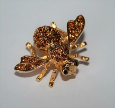Joan Rivers Signed Vintage Amber Crystal Bee Brooch Pin J320 - $26.00