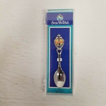 Vintage Sea World Orca Whales Souvenir Spoon, New Old Stock w/ Case - £11.59 GBP