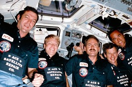 Crew of Space Shuttle Challenger in orbit during STS-41-C mission Photo ... - £11.94 GBP
